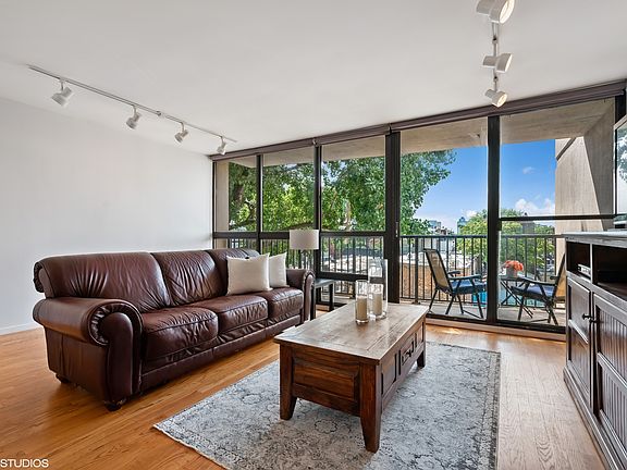 5th image of 1540 N La Salle Dr APT 408