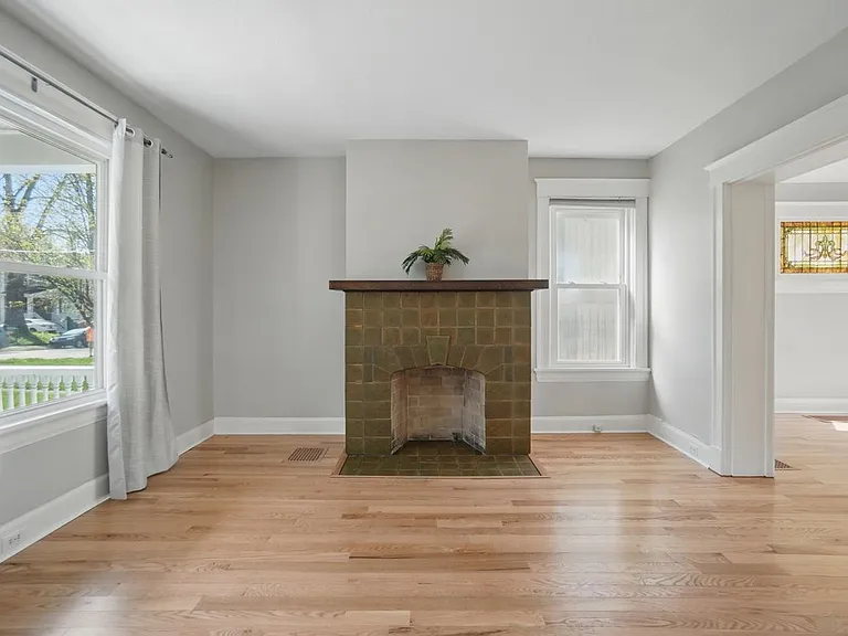 3439 Duncan Ave — Photo 6