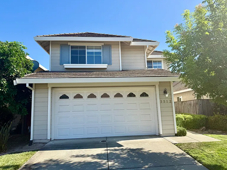 3512 Apollo Cir — Photo 12