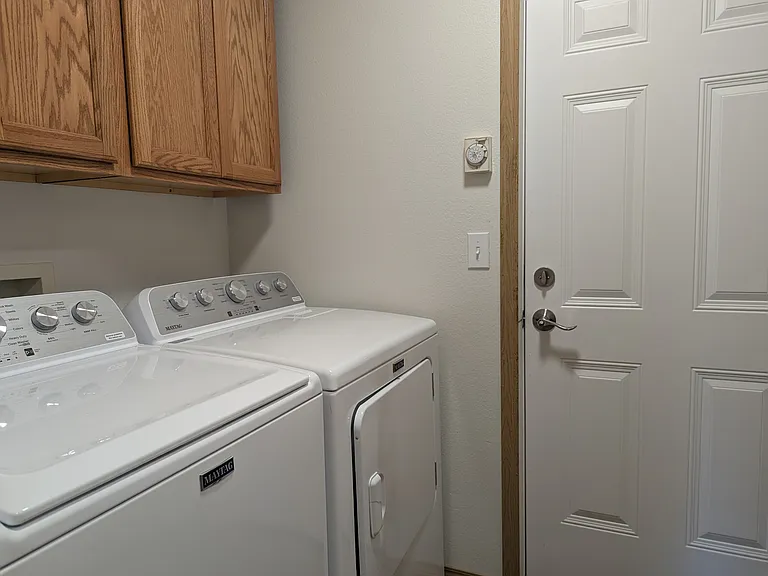 368 Snahapish Ave SE — Photo 18