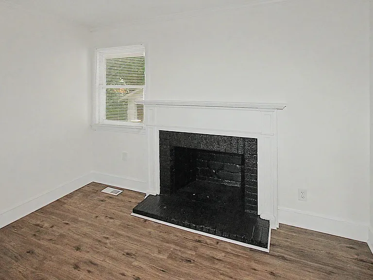 2517 Rachel St — Photo 3