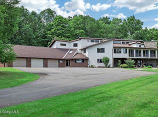 82 Millers Corners Rd, Averill Park, NY 12018
