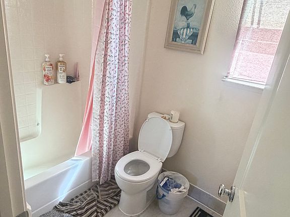5th image of 2363 Capistrello St