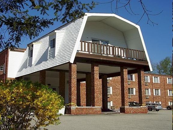 5th image of 101 Oaklawn Ave #Eeba5728d