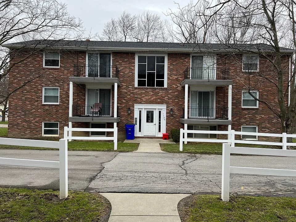 1156 Orchard Park Rd #1