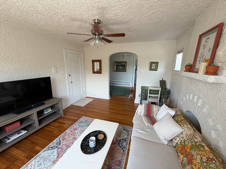 Beverly Rd — Photo 2
