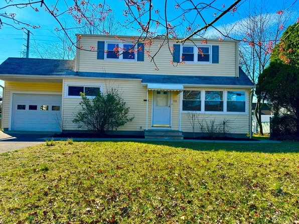 93 Tunison Rd, New Brunswick, NJ 08901
