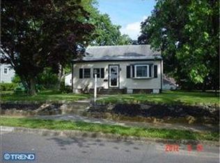 408 Center Ave, Runnemede, NJ 08078