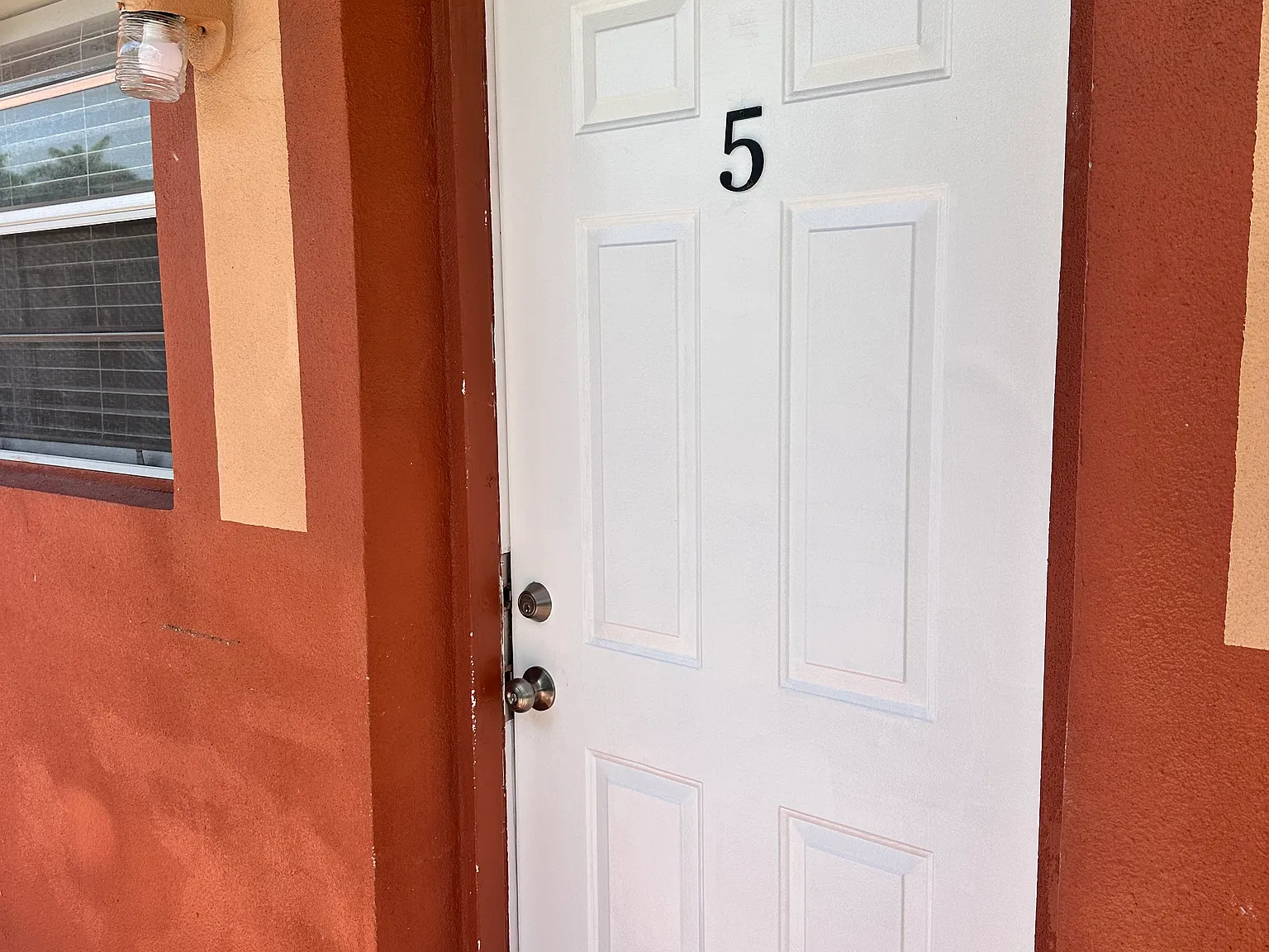 2 bed, $2,100 — Photo 1