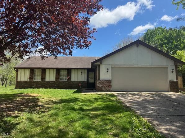 10569 Folsom Dr, Indianapolis, IN 46235