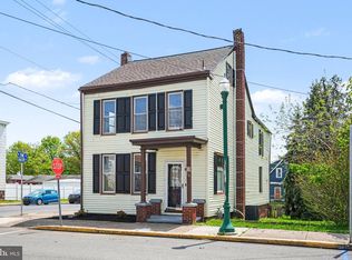 68 E Water St, Middletown, PA 17057