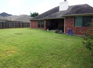 6303 Sands Dr, Pasadena, TX 77505