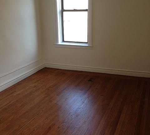 3rd image of 351 Fort Washington Ave