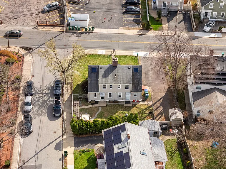 306 Riverside Ave #LEFT — Photo 8