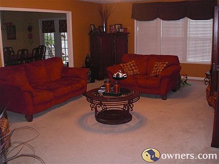 2nd image of 260 Lakeover Dr E