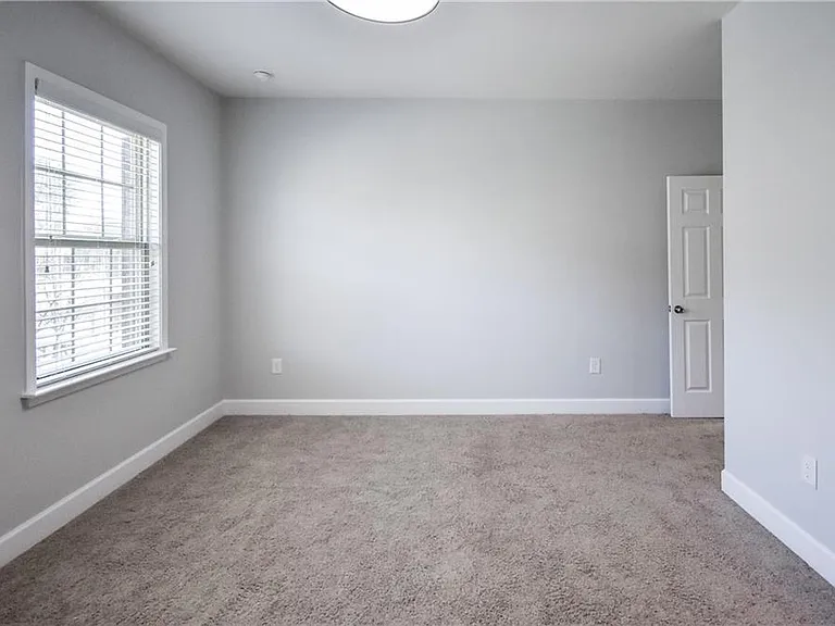 123 Barkley Ln — Photo 39