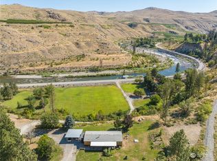 485 Highway 153, Pateros, WA 98846