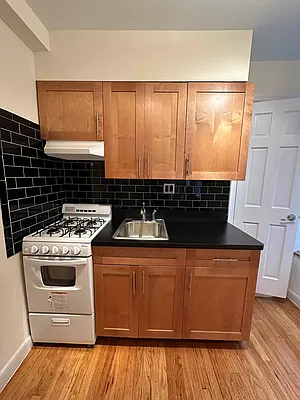 Rented by Waverly Realty Associates | media 22