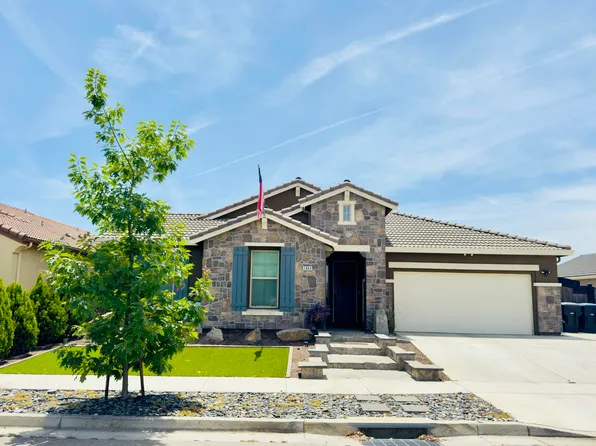1849 W Porter Avenue, Visalia, CA 93291