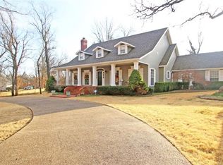 201 Ridgefield St, Bentonville, AR 72712