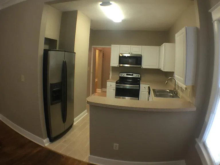 739 Garland St — Photo 3