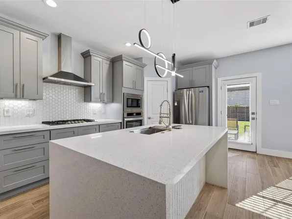 10021 Alfred Ln #A, Houston, TX 77041