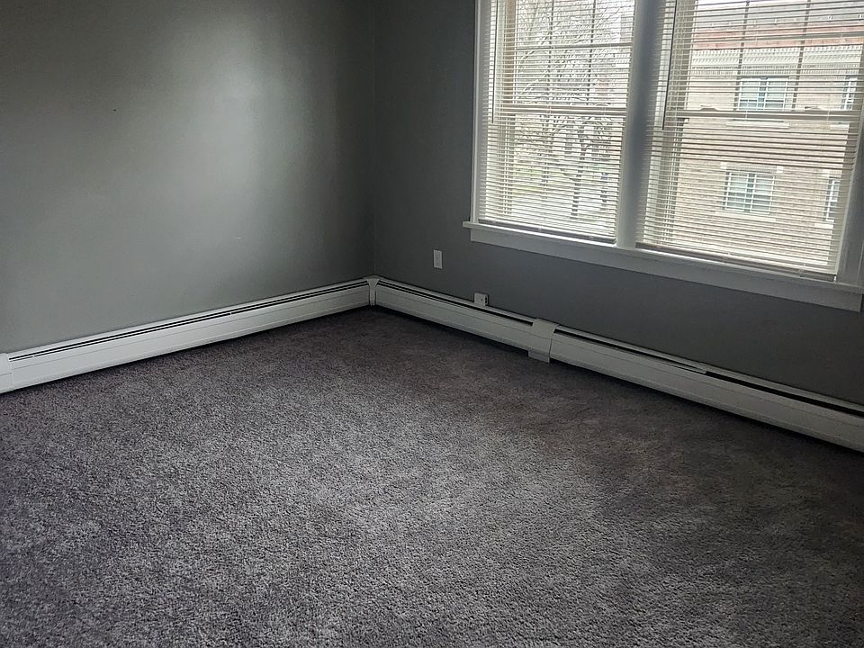 1st image of 3776 W 33rd St APT 36