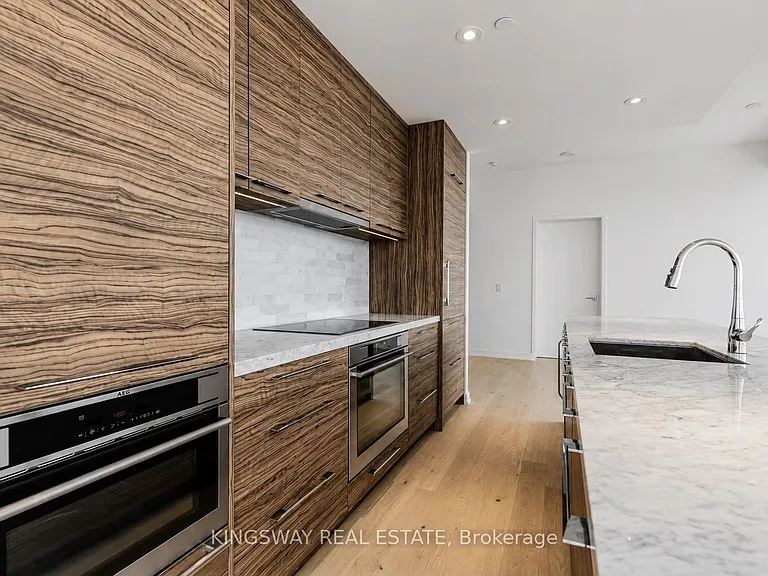 488 SW University Ave #5210 — Photo 2