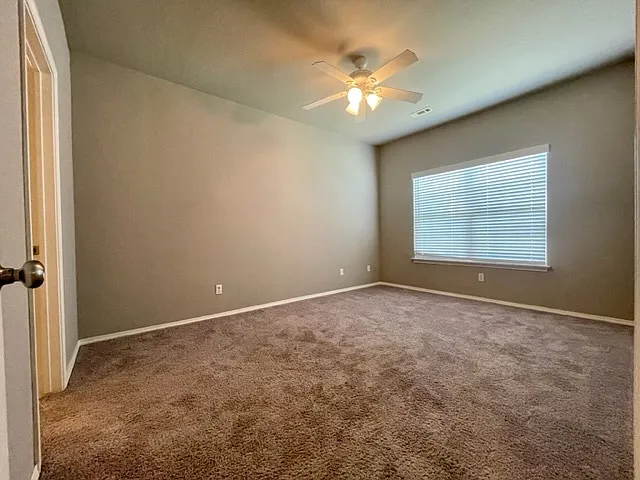 3103 Deerfield Blvd #1 — Photo 18