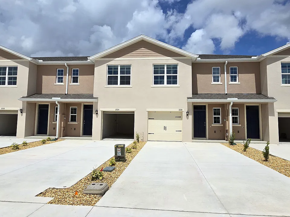 2324 Penguin Blvd