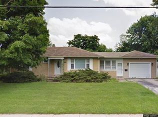 1091 N Farnham St, Galesburg, IL 61401
