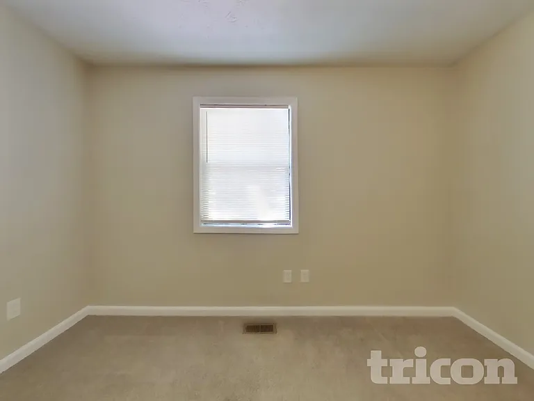 2280 Lexington Way NW — Photo 10
