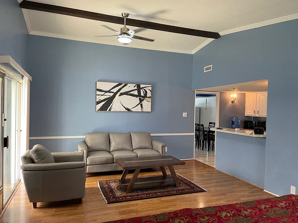 1922 Rambling Ridge Ln