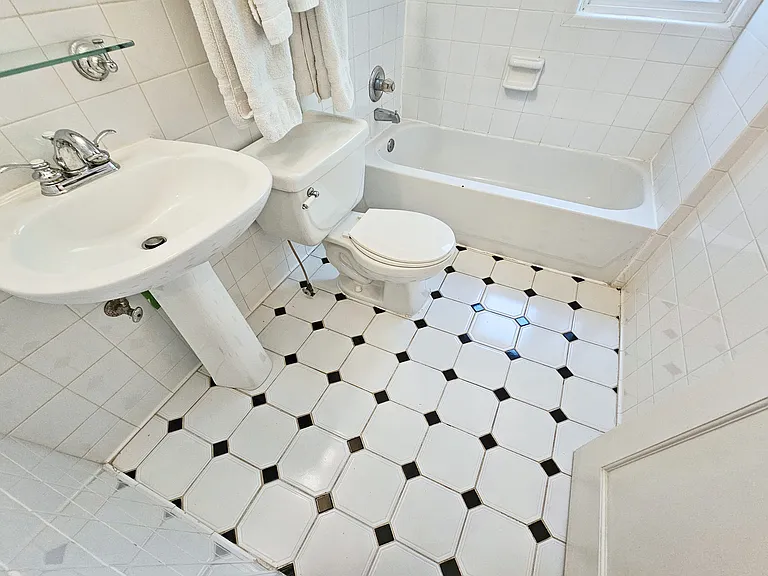479 Stovall St SE — Photo 21