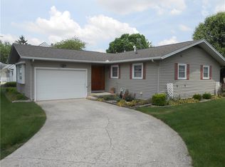 1114 Robin Rd, Saint Marys, OH 45885