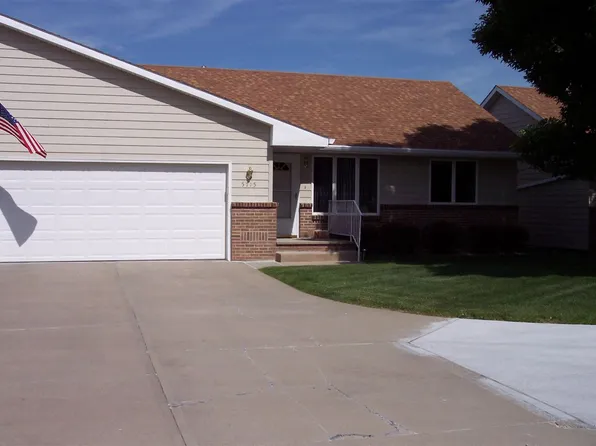 5715 4th Ave, Kearney, NE 68845
