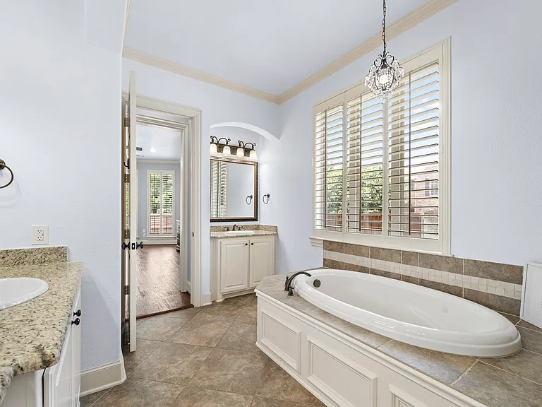 1308 Cotulla Dr — Photo 13