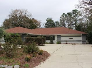49 Birchtree St, Homosassa, FL 34446