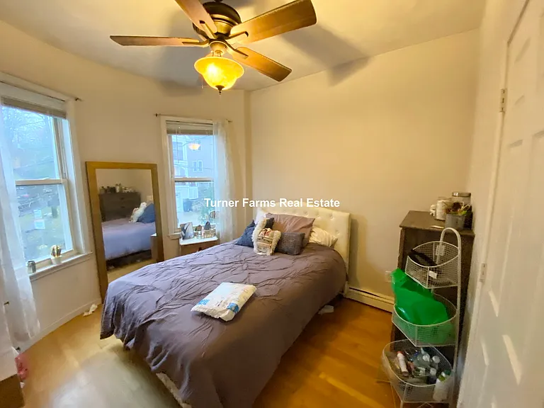 7 Iroquois St #2A — Photo 9