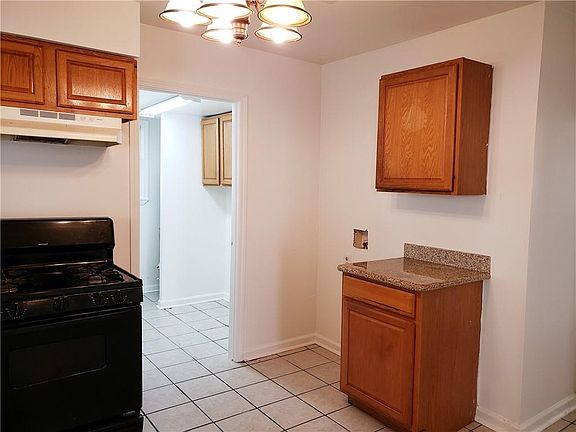 4th image of 6071 Saint Anthony Ave