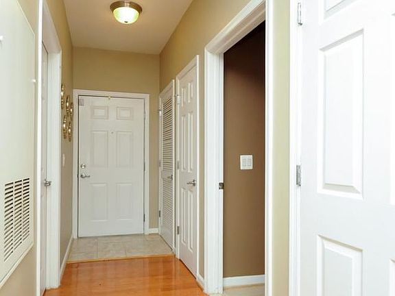 3rd image of 3820 Lightfoot St Unit 315
