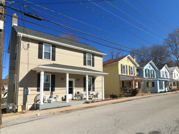 329 E Lamb St, Bellefonte, PA 16823