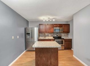 1405 40th St E #1F, Minneapolis, MN 55407