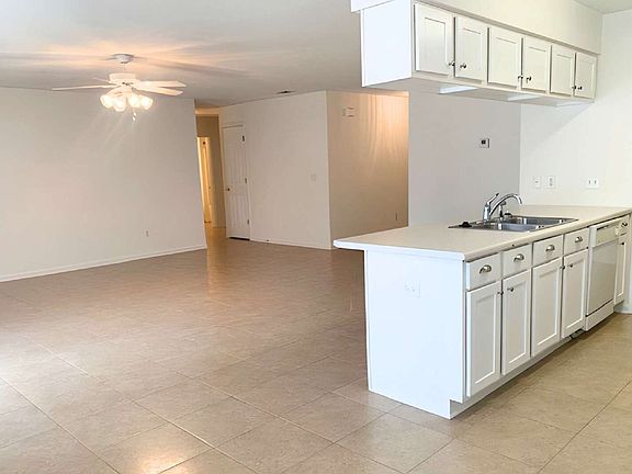 5th image of 499 Spring Brook Ln