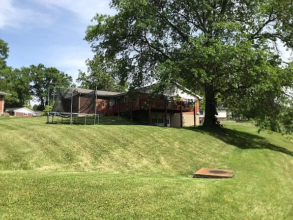 2nd image of 3620 Dwyer Ln