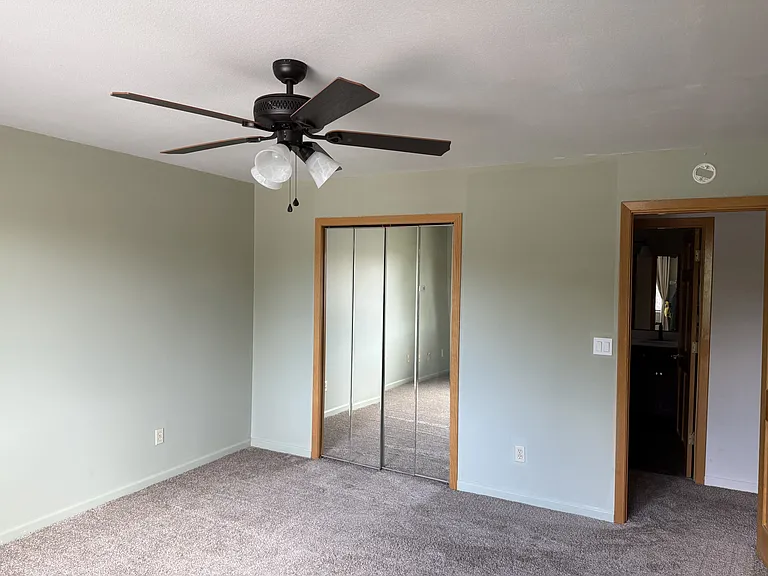 460 Lido Dr — Photo 16