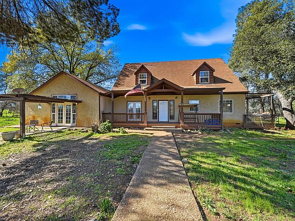 3rd image of 16533 Blue Horse Rd