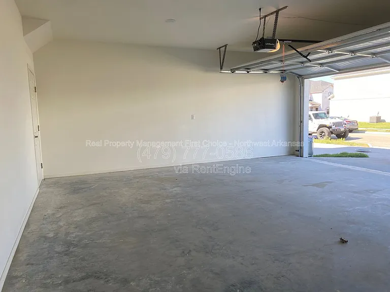4211 Sante Fe Sq #1 — Photo 63