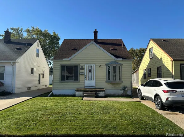 2213 Calvin Ave, Lincoln Park, MI 48146