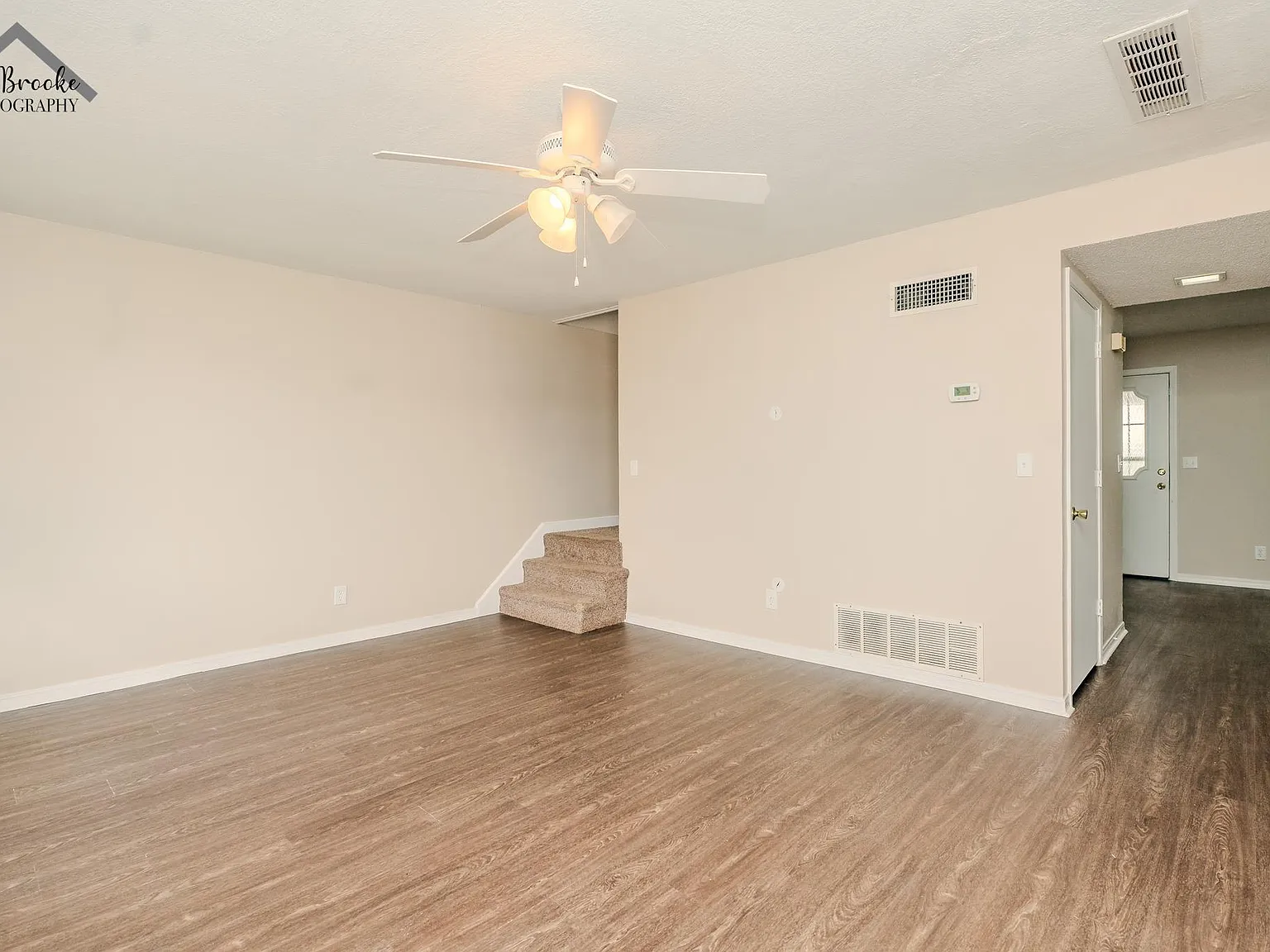 3 bed, 2.5 bath, 1200 sqft, $1,595 — Photo 4